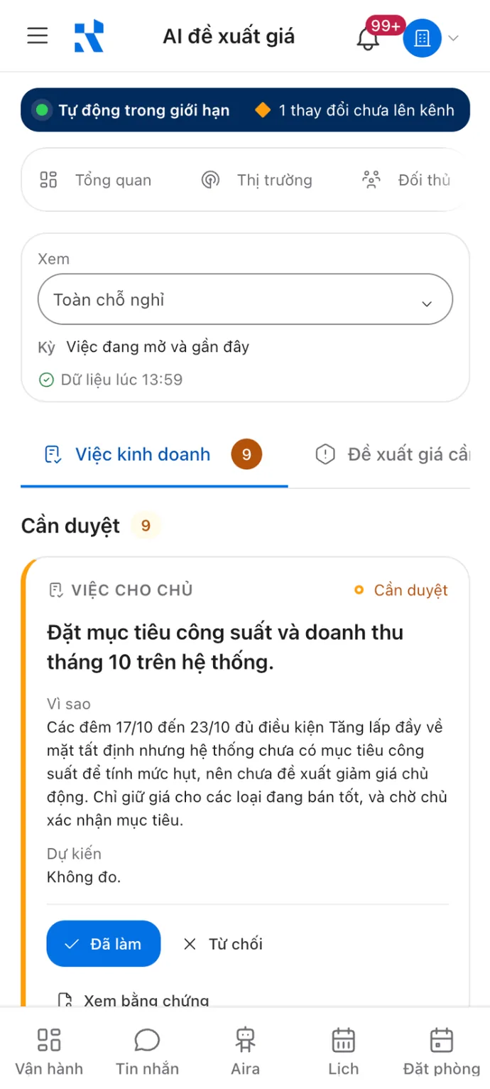 Màn hình AI đề xuất giá trên Roomrise: danh sách việc chờ chủ cơ sở duyệt