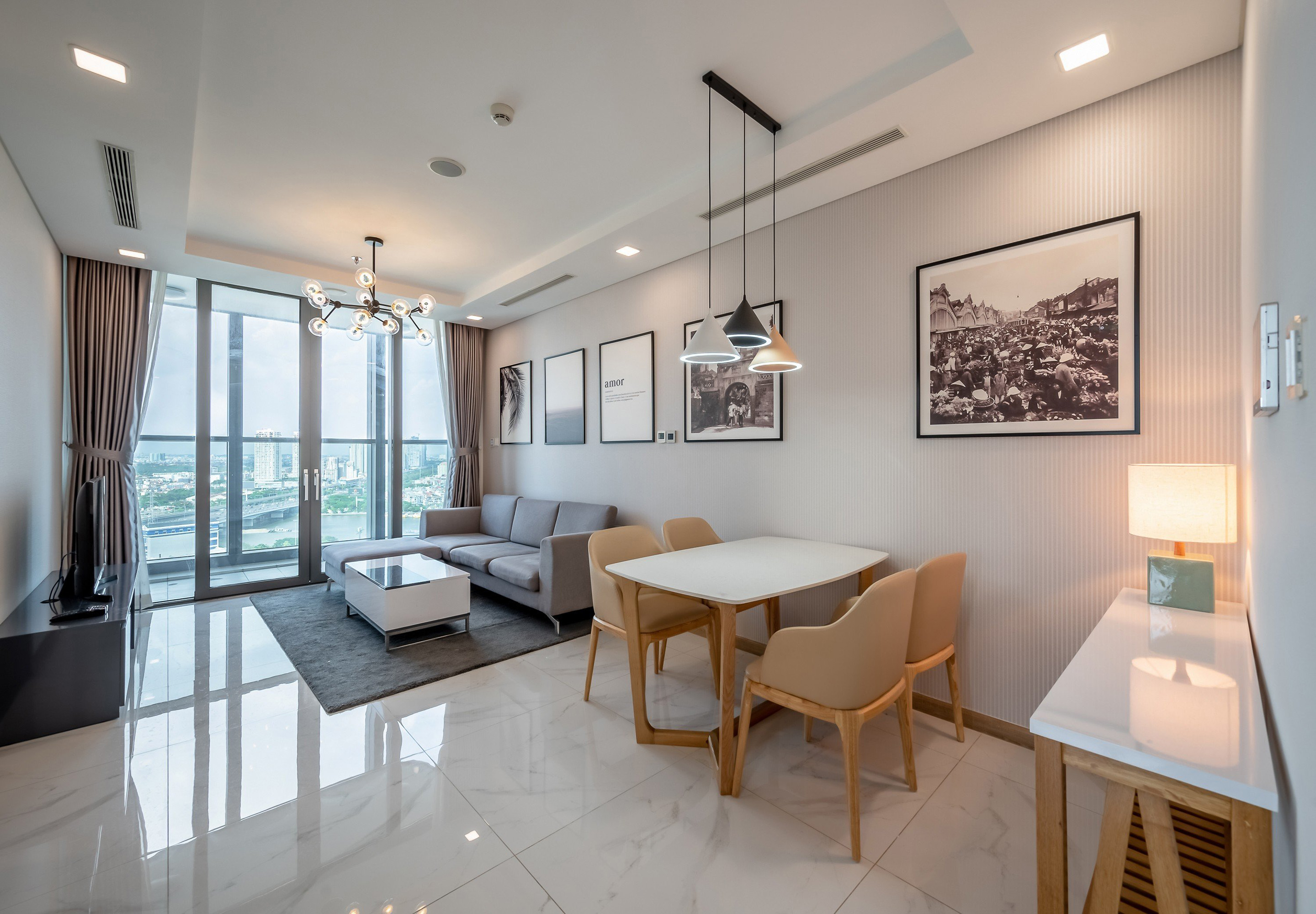 LANDMARK 81 - Căn hộ Deluxe, 2 phòng ngủ, ban công, quang cảnh thành phố